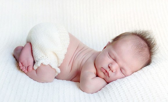 الحلم الرضيع الطفل المنام تفسير رؤية رضيع في معني