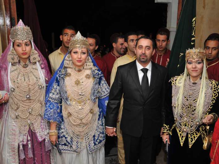 احلي اعراس جزائرية جزائريه حفلات زفاف صور وفساتين