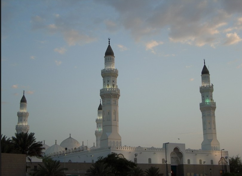الاسلام القباء اول بنى جامع فى ماهو مسجد