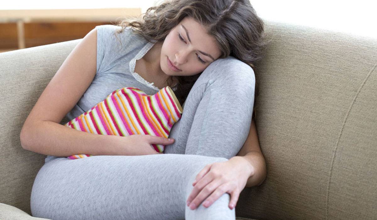 اعراض الدورة الشهرية قبل قلق نزول والم وبكاء