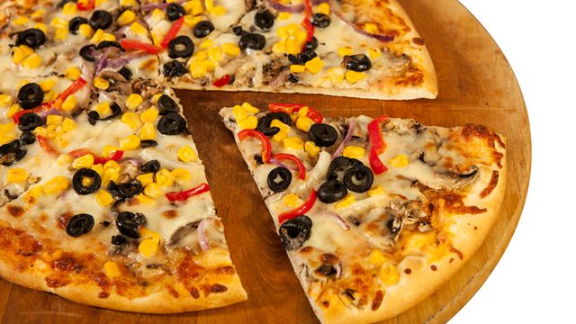 اجدد البيتزا العالم طرق طريقة عجينة عمل منال
