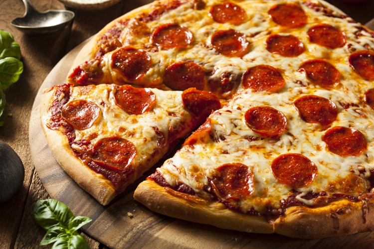 الايطالية البيتزا الصحيحة الوصفة لعمل وصفة