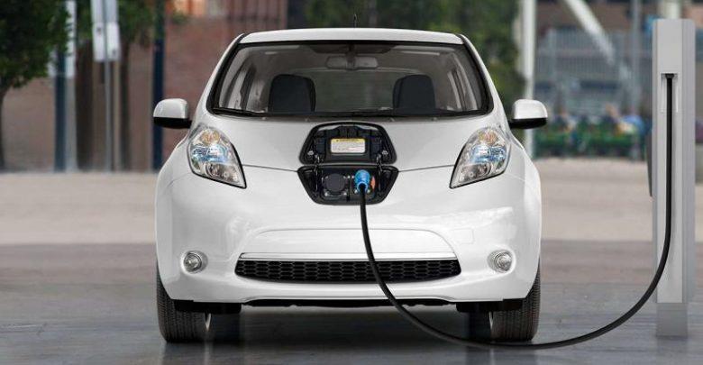 السيارات السياره الصينية الكهربائية بالكهربا تعلم عن هل